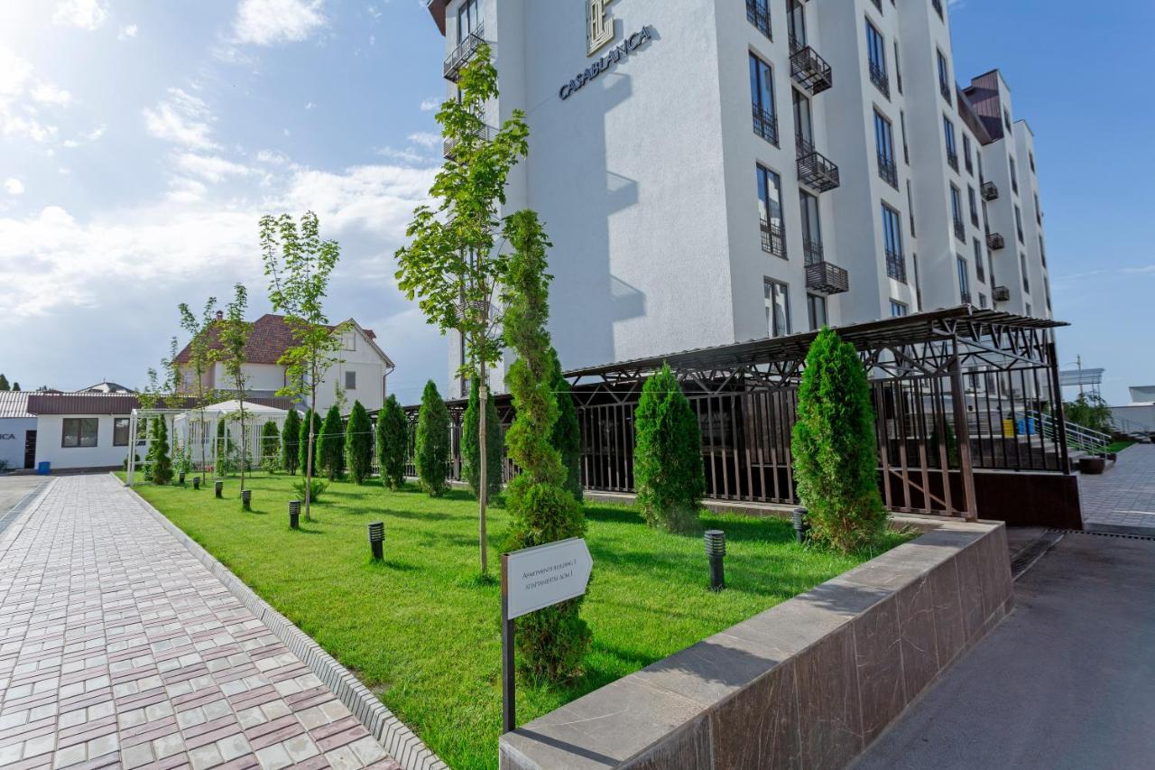 Casablanca Apart Hotel Bișkek Exterior foto